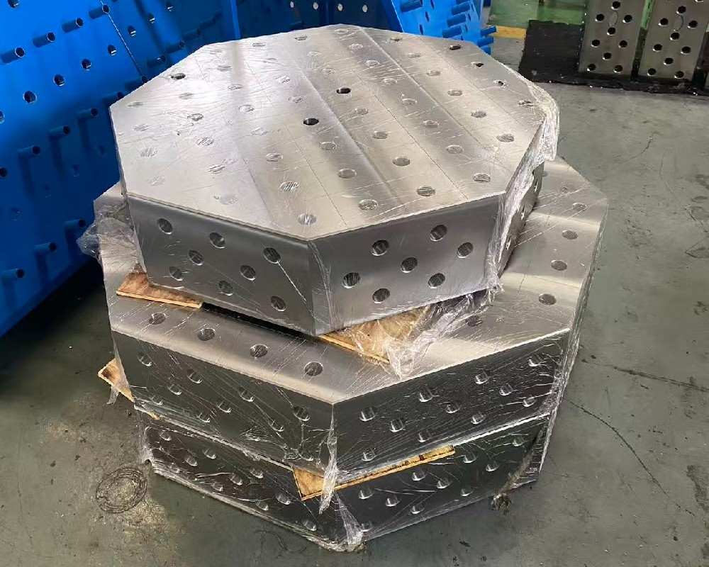 Octagonal Welding Table